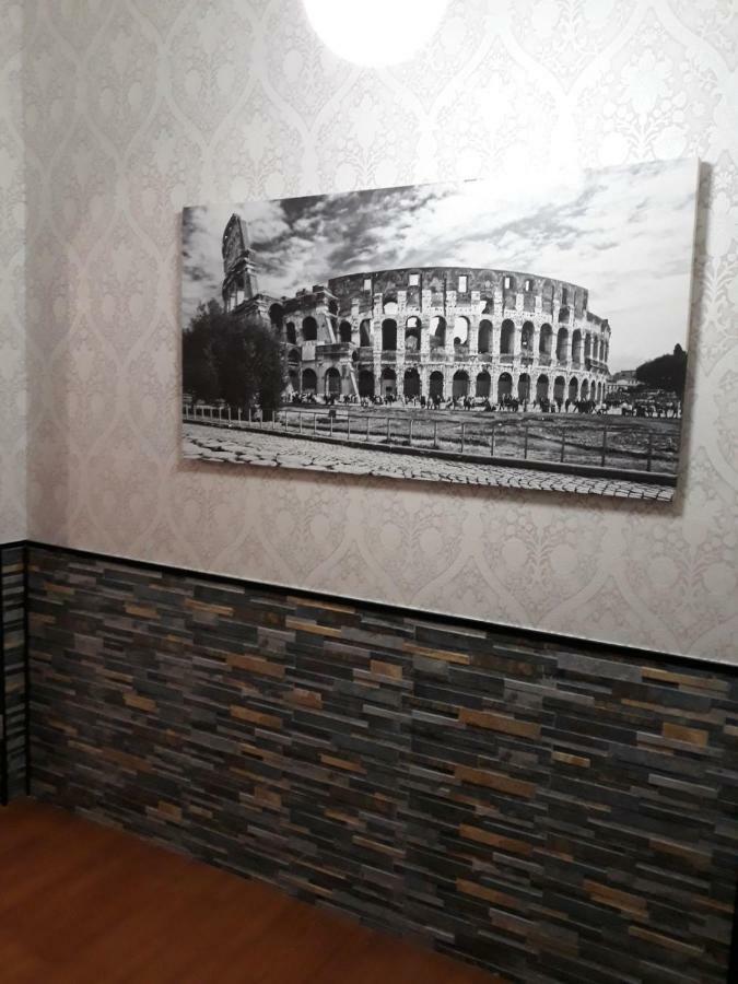 Renting Rooms Rome Exterior photo